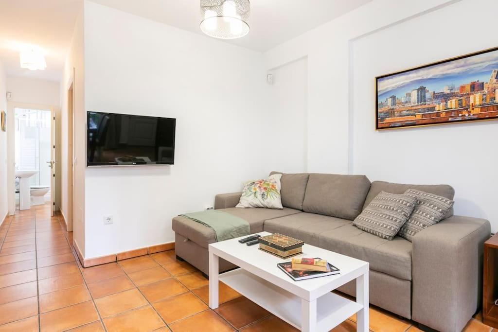 Acogedor Piso En Madrid De Dos Habitaciones Eksteriør billede